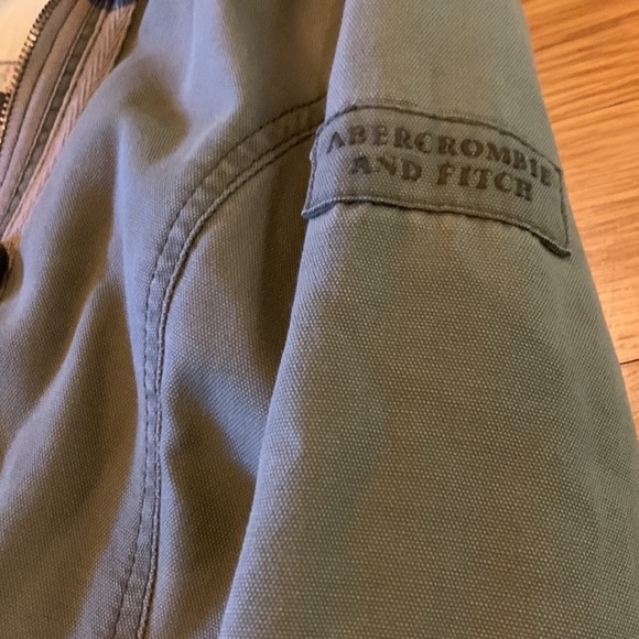 Abercrombie and Fitch green winter jacket - Picture 10 of 16